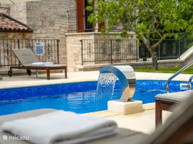 villa en Croacia, Istria, Zminj – Villa Stauri piscina