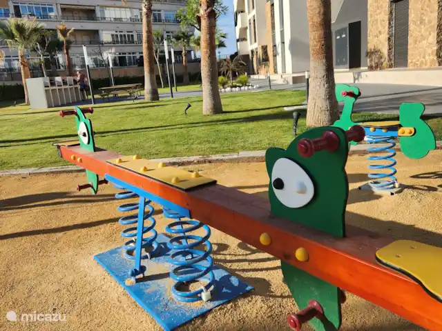 Location de Vacances Espagne, Costa Blanca, Orihuela Costa, penthouse - Amanecer de Luxe  Aire de jeux pour enfants sur le complexe