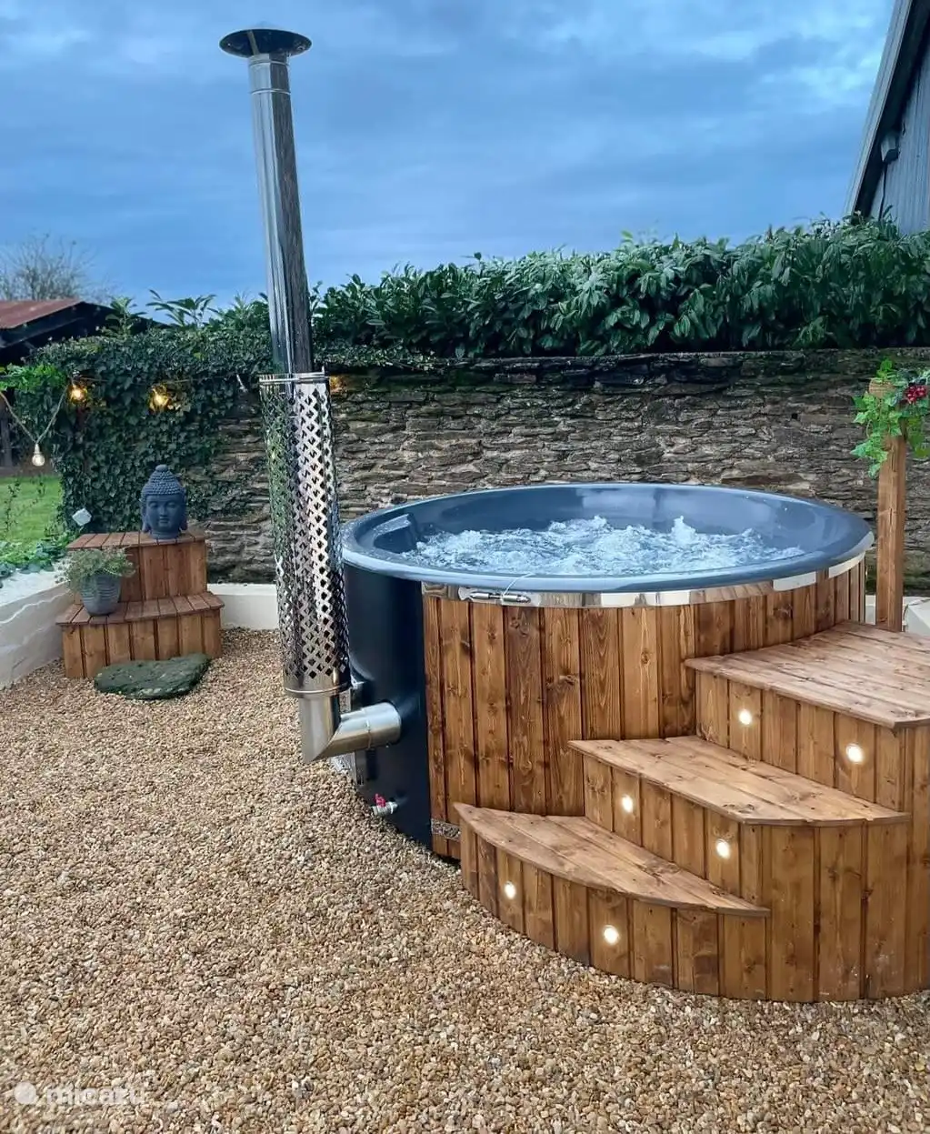 Holzbefeuerter Whirlpool