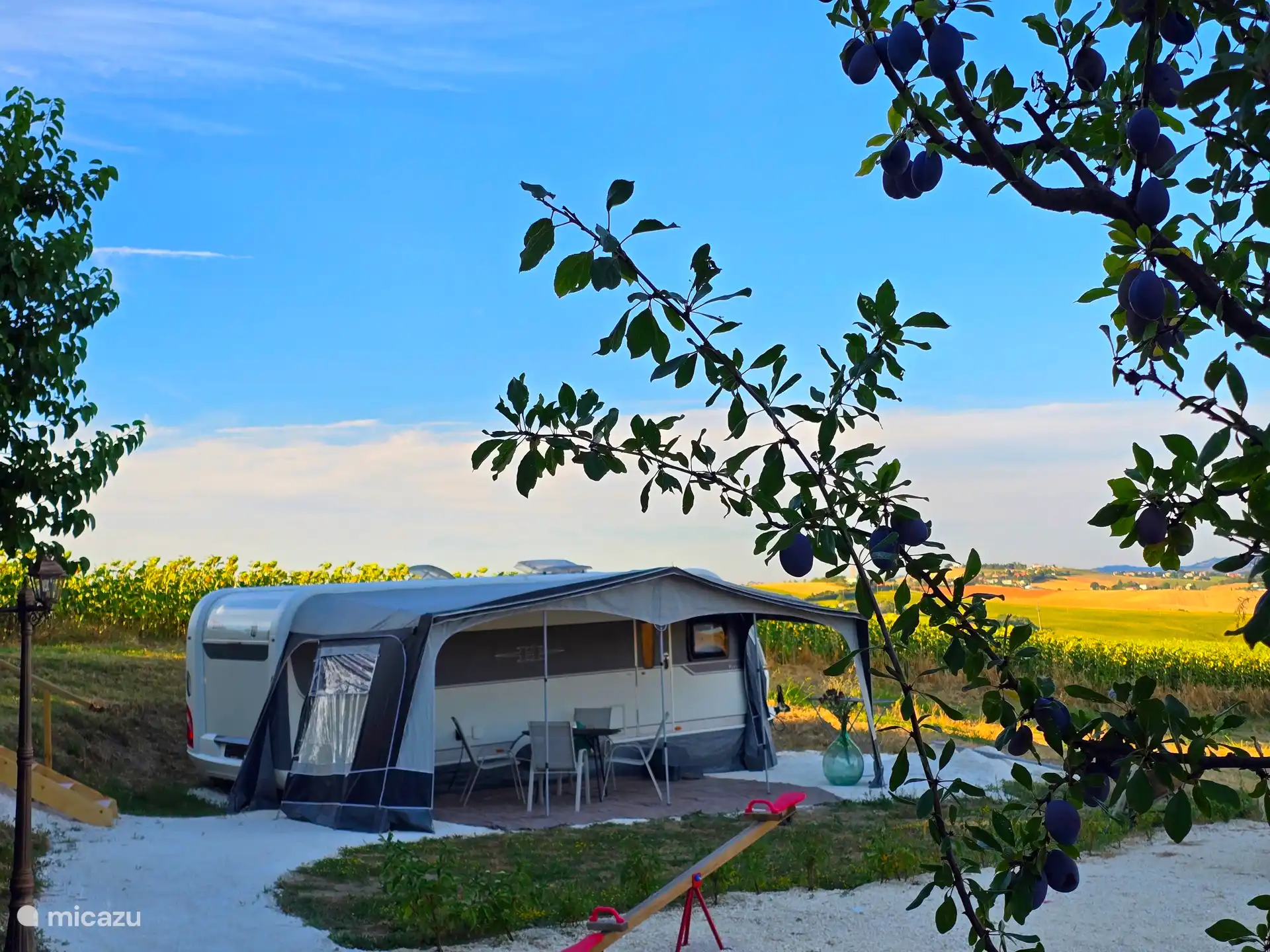 Ein Casa Cingoli Wohnwagen Sole in Italien, Marken, Cingoli - Mobilheim