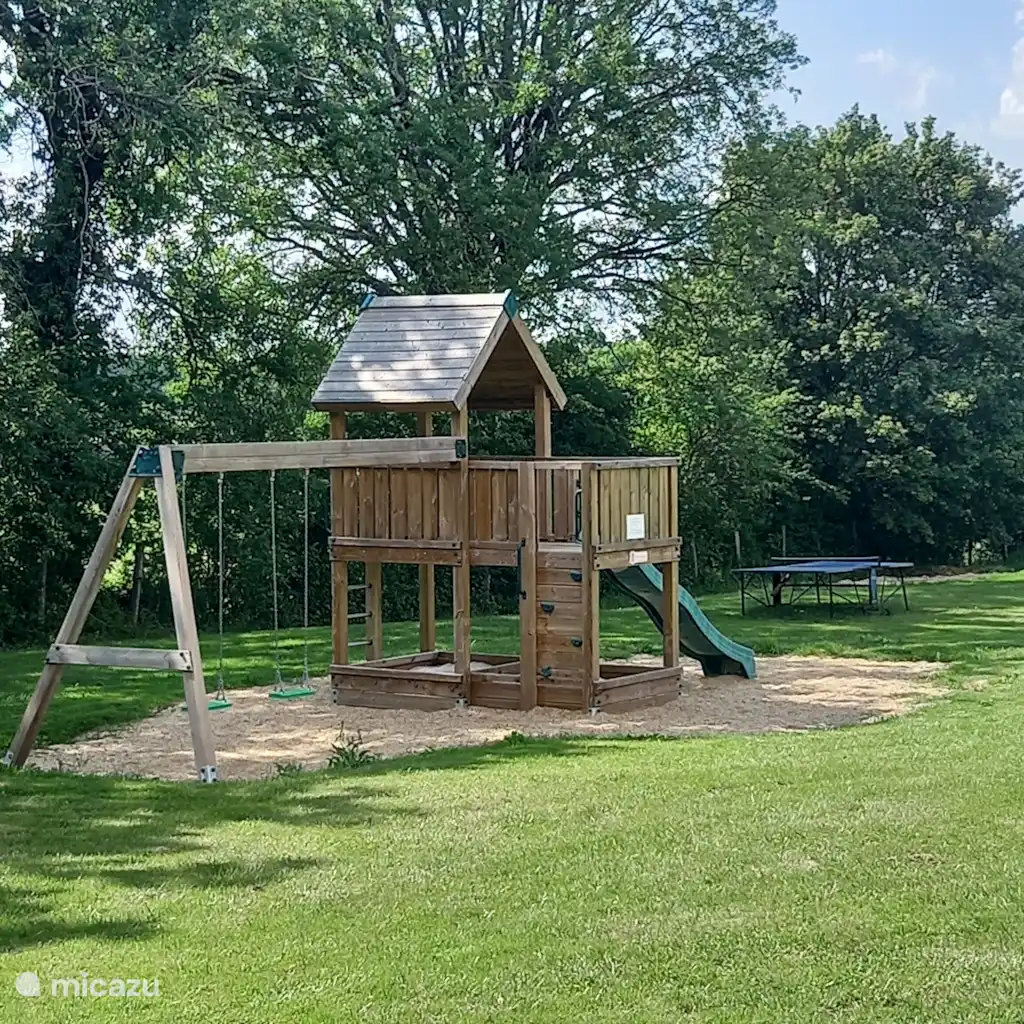 GLAMPING SAFARI LODGE MONPAZIER