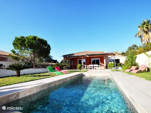 Zwemmen, Frankrijk, Pyrénées-Orientales, Pia, vakantiehuis In de buurt van het strand van Torreilles Zwemmen, Frankrijk, Pyrénées-Orientales, Pia, vakantiehuis In de buurt van het strand van Torreilles
