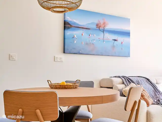 Blue Lake Penthouse | Espagne, Costa Blanca, Guardamar del Segura - appartement Même l’art est dans le style et la couleur. Chaque détail a été soigné.