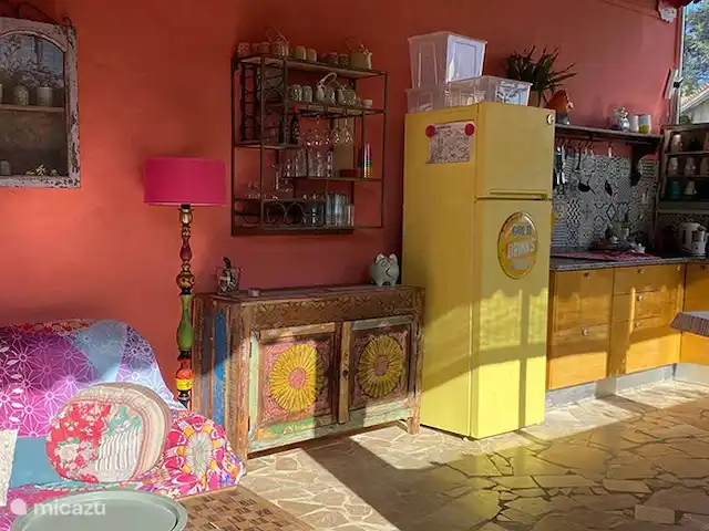 Wandelen, Portugal, Costa de Prata, Alcobaça, bed & breakfast Pátio do Vale - Cantinho gezellige overdekte buitenkeuken