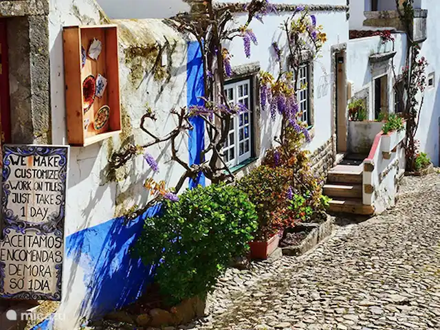 Wandelen, Portugal, Costa de Prata, Alcobaça, bed & breakfast Pátio do Vale - Pátio mooie straatjes Obidos