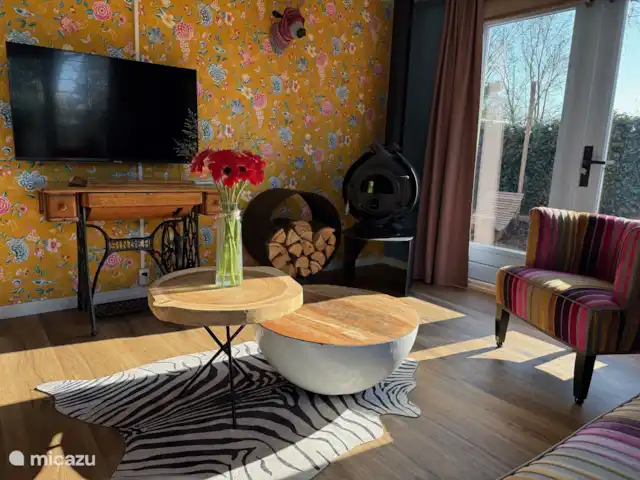 Écureuil | Pays-Bas, Gueldre, Voorthuizen - maison de vacances Le matin, les rayons du soleil affluent. Ouvrez les portes et profitez-en !