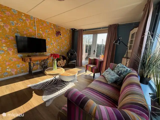 Écureuil | Pays-Bas, Gueldre, Voorthuizen - maison de vacances Détendez-vous et passez une soirée cinéma avec les services de streaming sur la smart TV.
