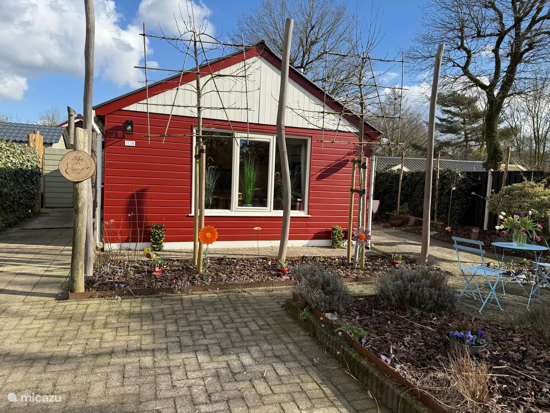 Place de parking devant la porte