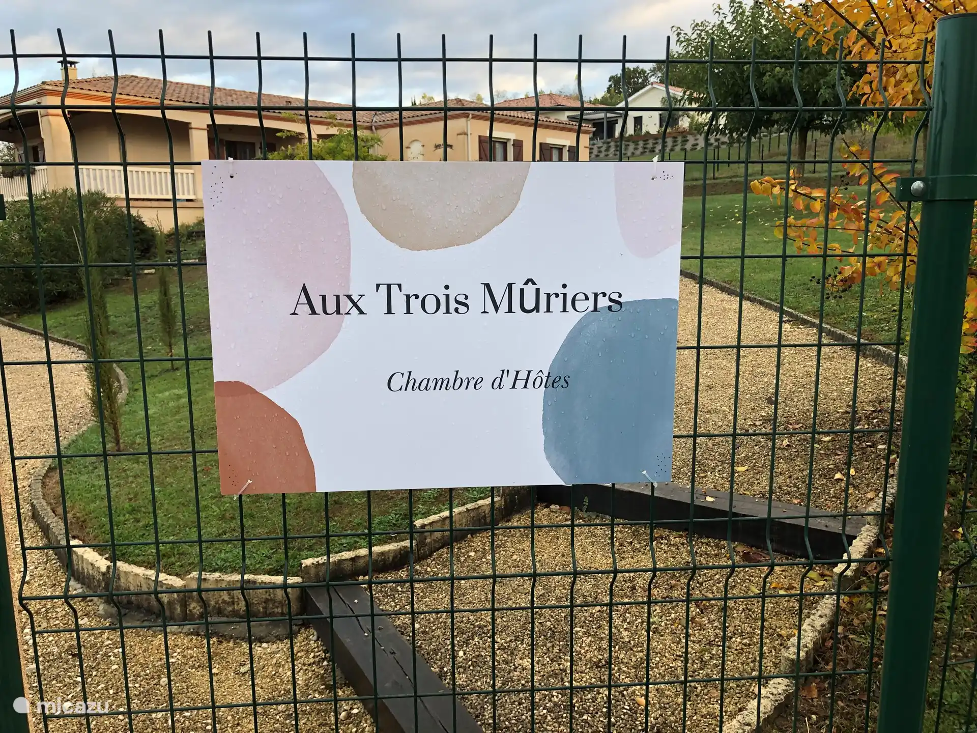 The nameplate on the fence for recognition