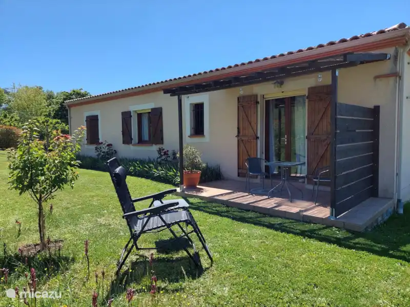 Aux Trois Mûriers | France, Lot-et-Garonne, Villeneuve-sur-Lot - Chambres d'hôtes Aux Trois Mûriers | France, Lot-et-Garonne, Villeneuve-sur-Lot - Chambres d'hôtes