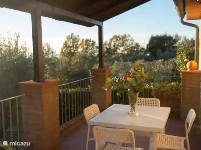 Il Melograno, tussen heuvels en zee huren in Italië, Toscane, Guardistallo - appartement panoramisch terras