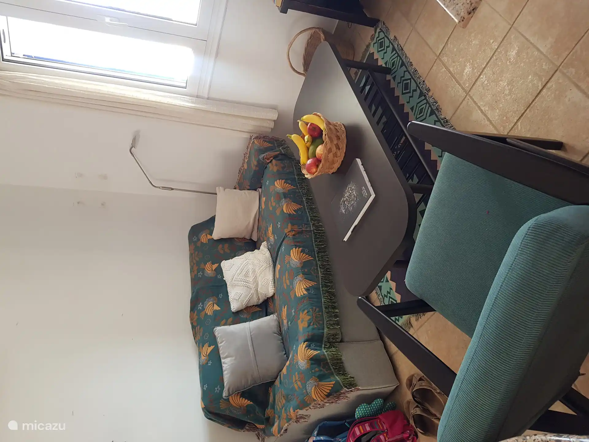 Zitje in de woonkamer op de 1e etage