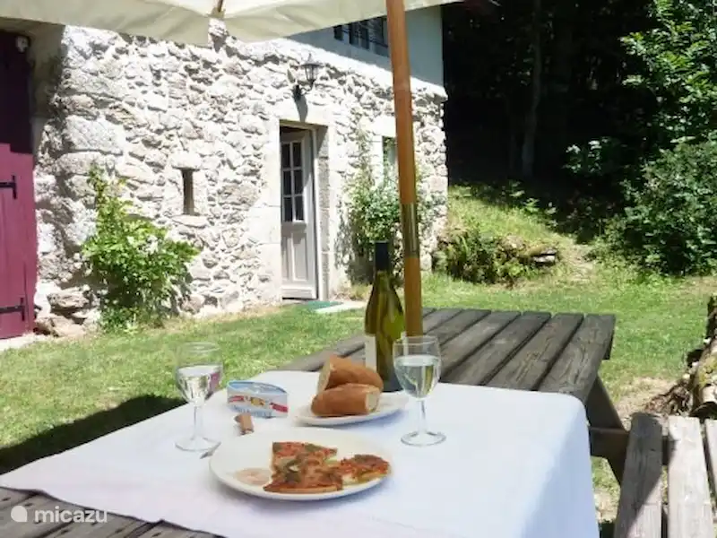 Gîte La Bergerie en Francia, Tarn, Nages - Casa rural / Cabaña Gîte La Bergerie en Francia, Tarn, Nages - Casa rural / Cabaña