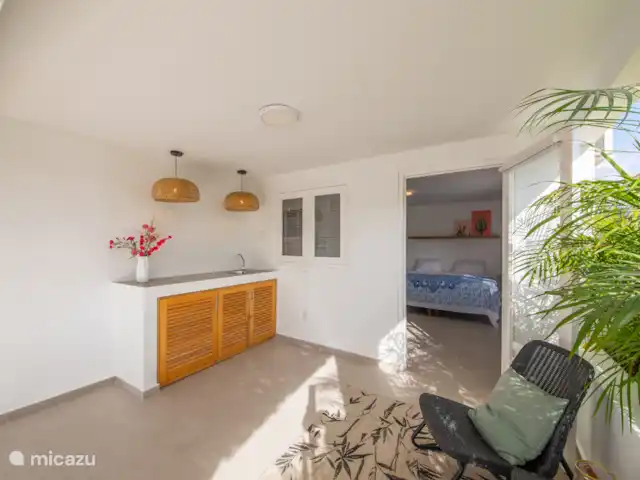 Curaçaovilla de rêve | Curaçao, Banda Ariba (est), Jan Thiel - villa Cuisine extérieure deux personnes en bas de l’appartement