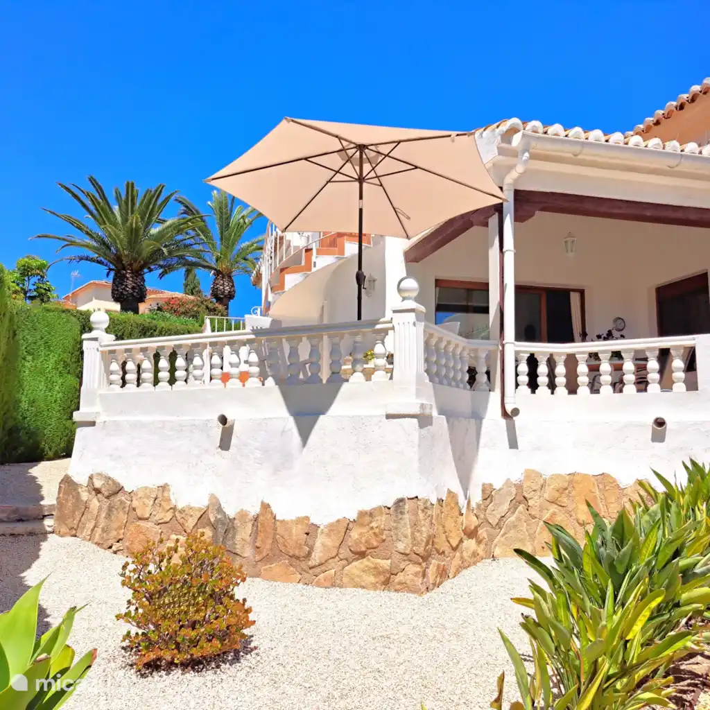 Casa Geco in Moraira met zeezicht