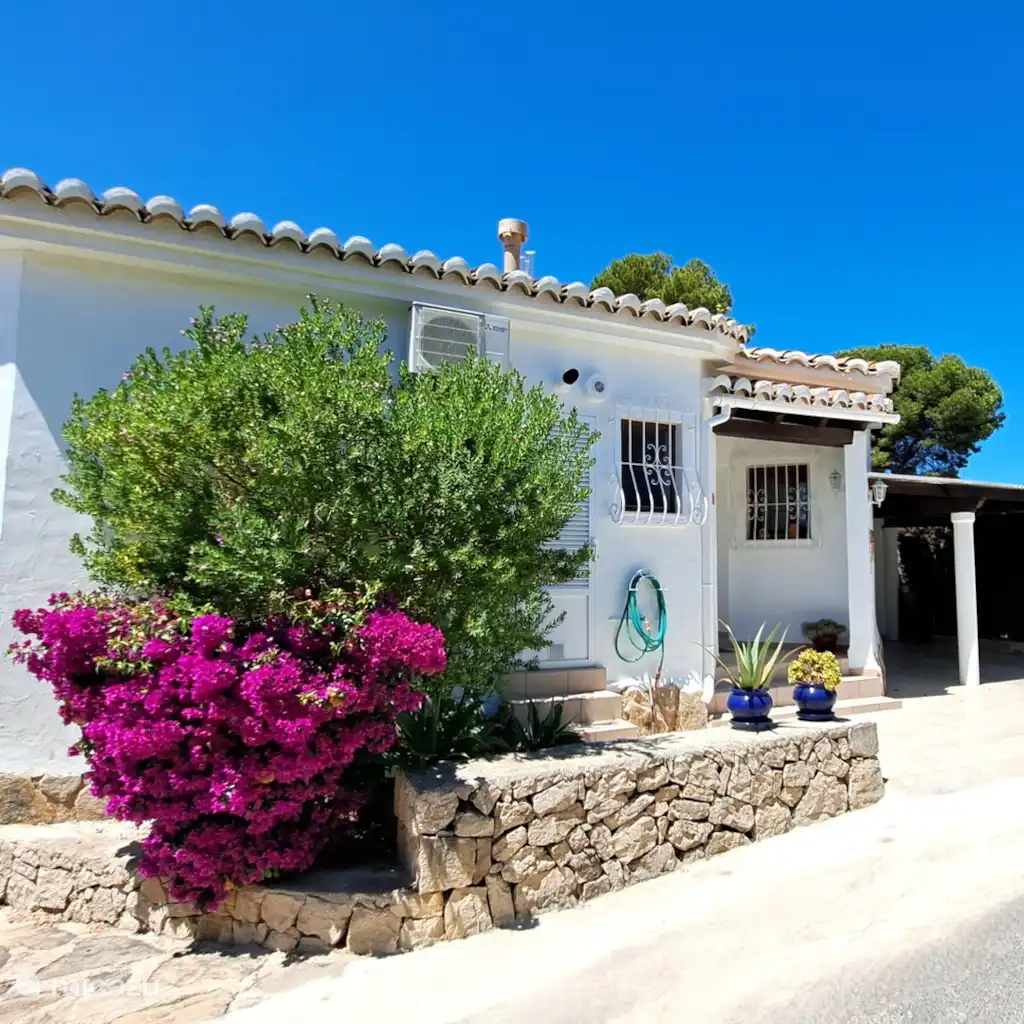 Casa Geco in Moraira met zeezicht