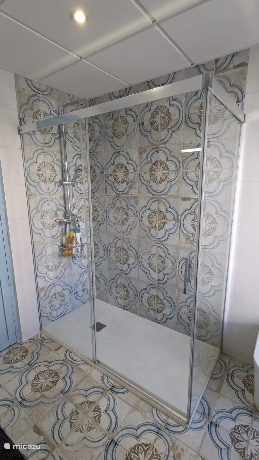 Badezimmer im ersten Stock