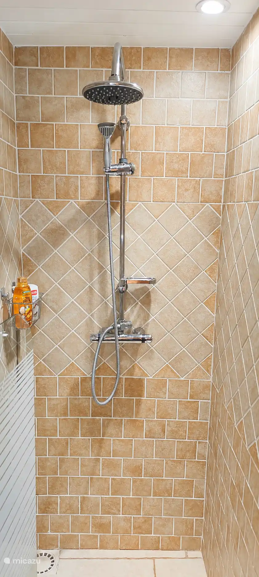 In the gite you can use a lovely shower.