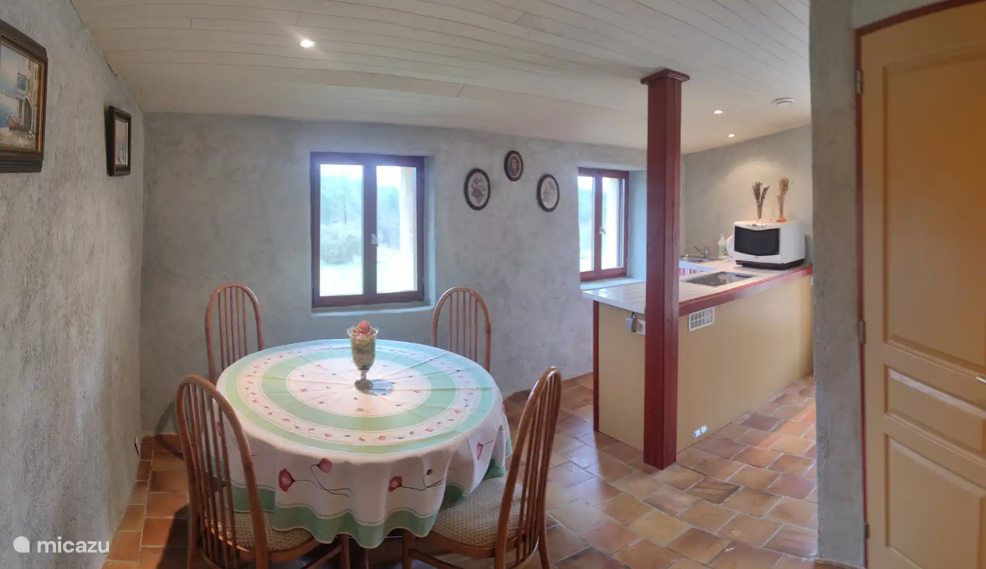 Küchen- und Essbereiche sowie Einbauschränke