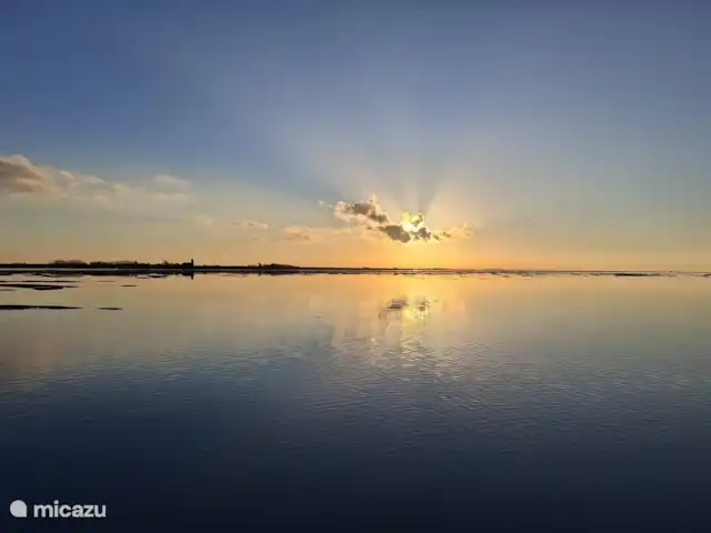 Nuestra propia base en Países Bajos, Frise, Ternaard - casa vacacional Mar de Frisia de la Unesco