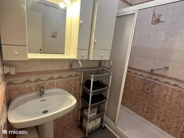 Casa Suerte  en España, Costa Blanca, Torrevieja - apartamento Cuarto de baño con armario con espejo