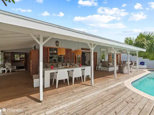 Villa Ranje Louise huren in Curaçao, Curacao-Midden, Piscadera - bungalow Ruime veranda