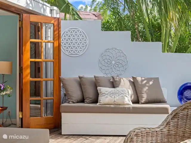 Villa Ranje Louise huren in Curaçao, Curacao-Midden, Piscadera - bungalow zitje op de veranda