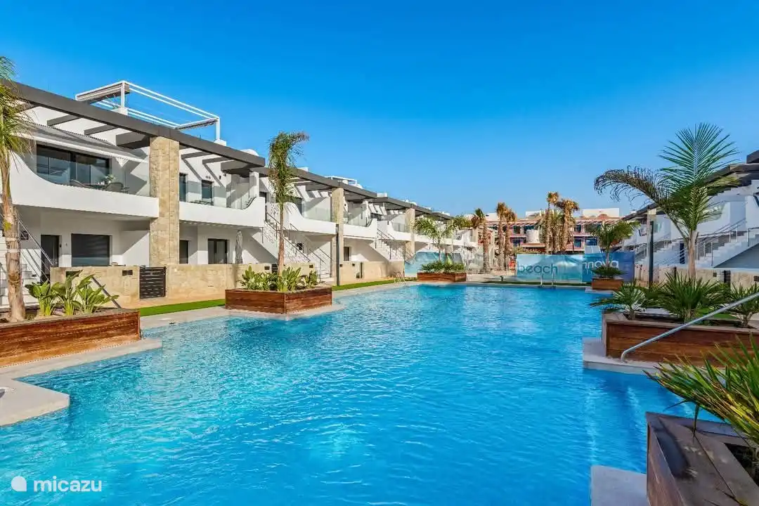 Communal pool and jacuzzi heated all year round!