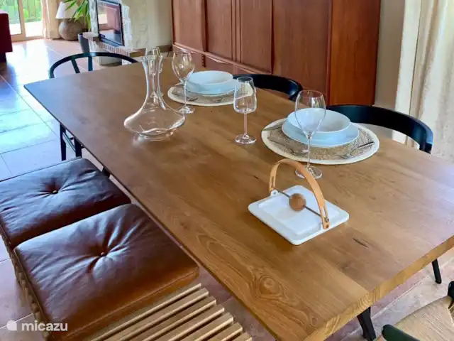 villa huren in Spanje, Costa Brava, Sant Feliu de Guíxols – Villa Casanova  Eettafel