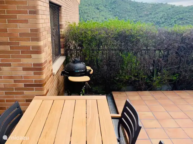 villa huren in Spanje, Costa Brava, Sant Feliu de Guíxols – Villa Casanova  Buiten tafel voor het ontbijt of tijdens de bbq