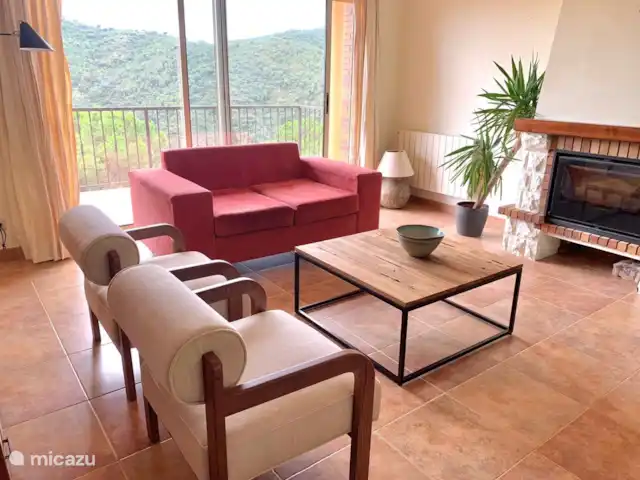 villa huren in Spanje, Costa Brava, Sant Feliu de Guíxols – Villa Casanova  Zitkamer met voorterras