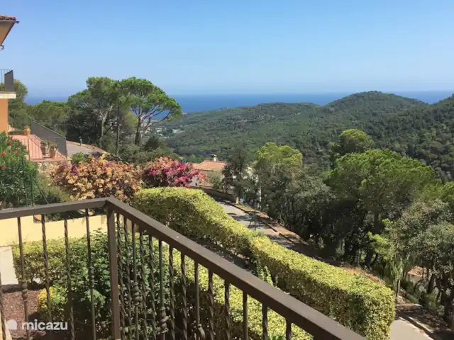 villa huren in Spanje, Costa Brava, Sant Feliu de Guíxols – Villa Casanova  Prachtig zeezicht vanaf het voor terras
