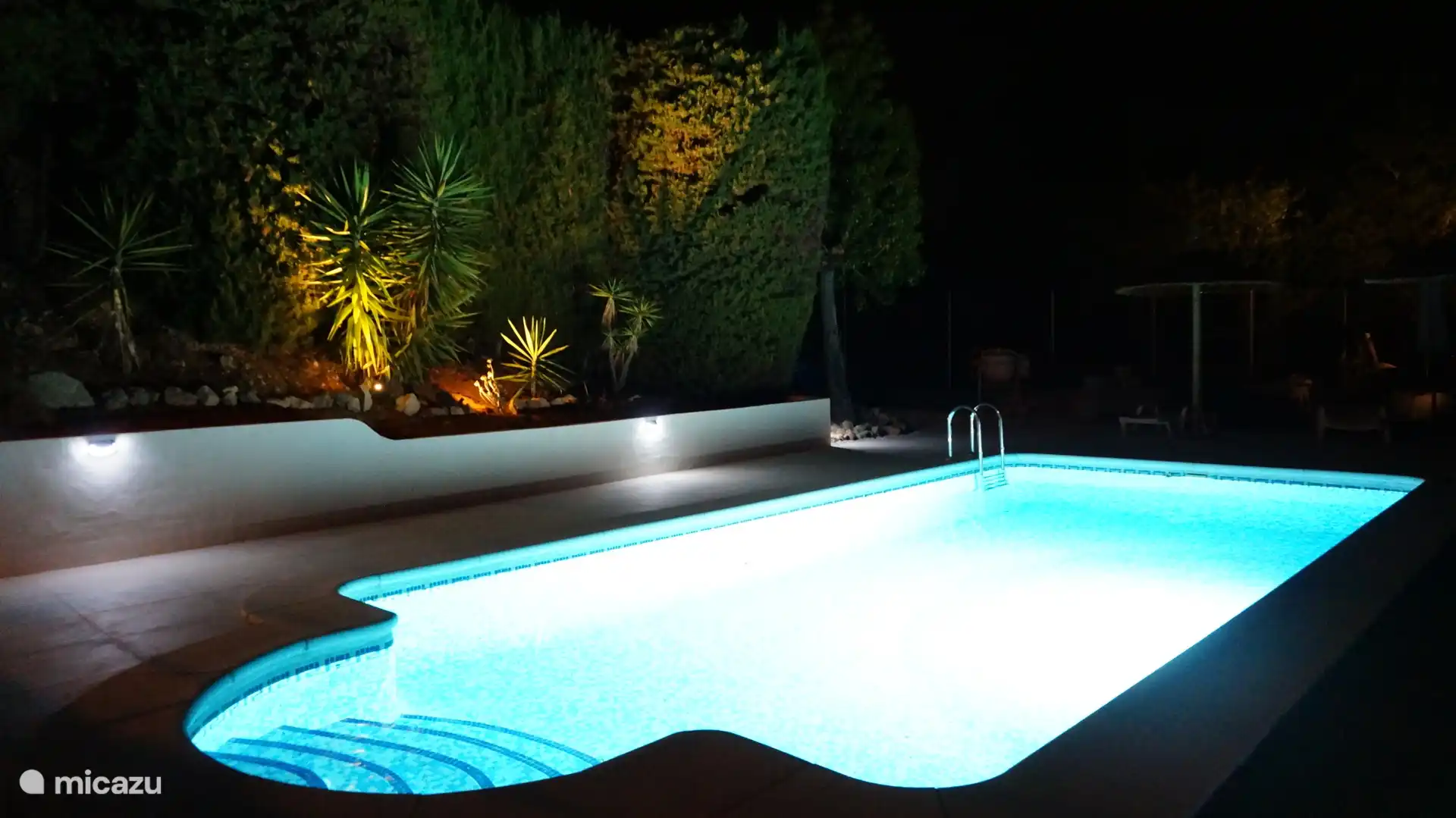 Nachts schwimmen? Möglich!