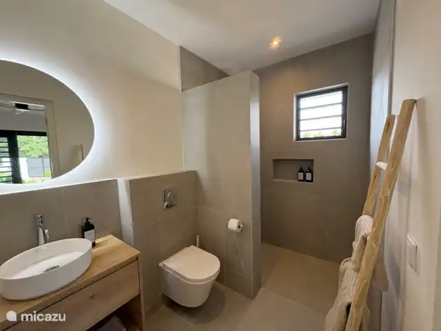 Villa Picobello | Curaçao, Banda Ariba (est), Jan Sofat - villa Salle de bain attenante de la chambre principale 1