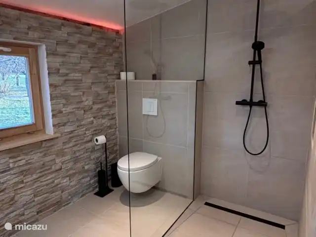 casa vacacional en Hungría, Tatabánya, Moszgo – Fehér Borház Baño