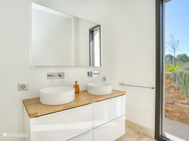 Villa Soleil | France, Côte d'Azur, La Garde-Freinet - villa Salle de Bains