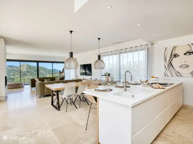 Villa Soleil | France, Côte d'Azur, La Garde-Freinet - villa Cuisine et salon