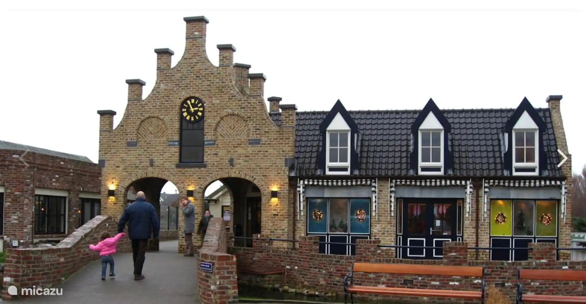 Das gemütliche Zentrum des Ferienzentrums von der Krim.