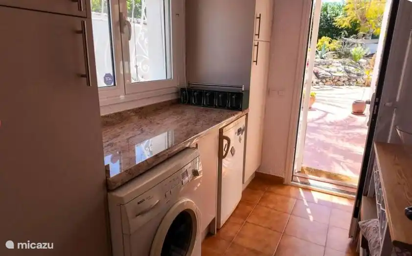 storage and washing area