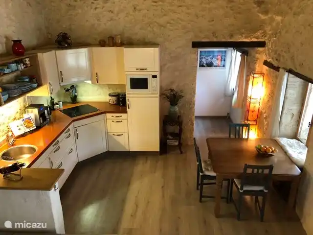 Laurier rose | France, Lot-et-Garonne, Massels - maison de vacances cuisine ouverte
