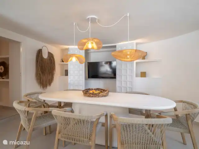 Villa Xabia  | Espagne, Costa Blanca, Jávea - villa Table à manger avec TV dans le placard