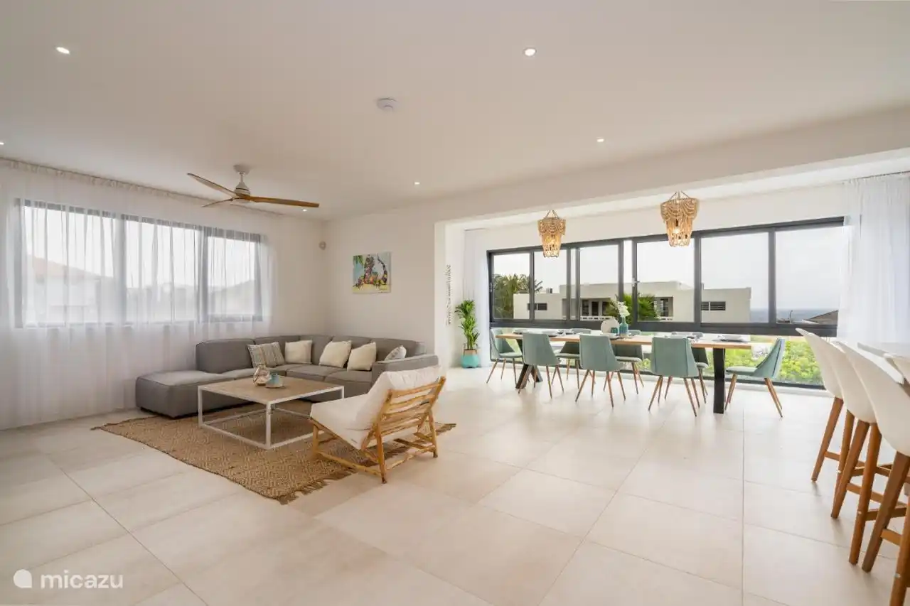 Open woon- en eetruimtes voor een stijlvolle en comfortabele sfeer