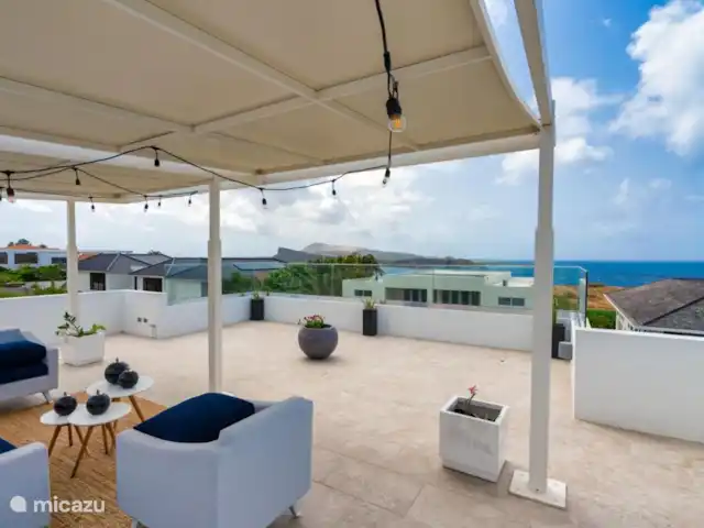 Villa Coastal Bliss en Jan Thiel en Curazao, Banda Arriba (este), Vista Royal - villa Terraza en la azotea, con impresionantes vistas al mar