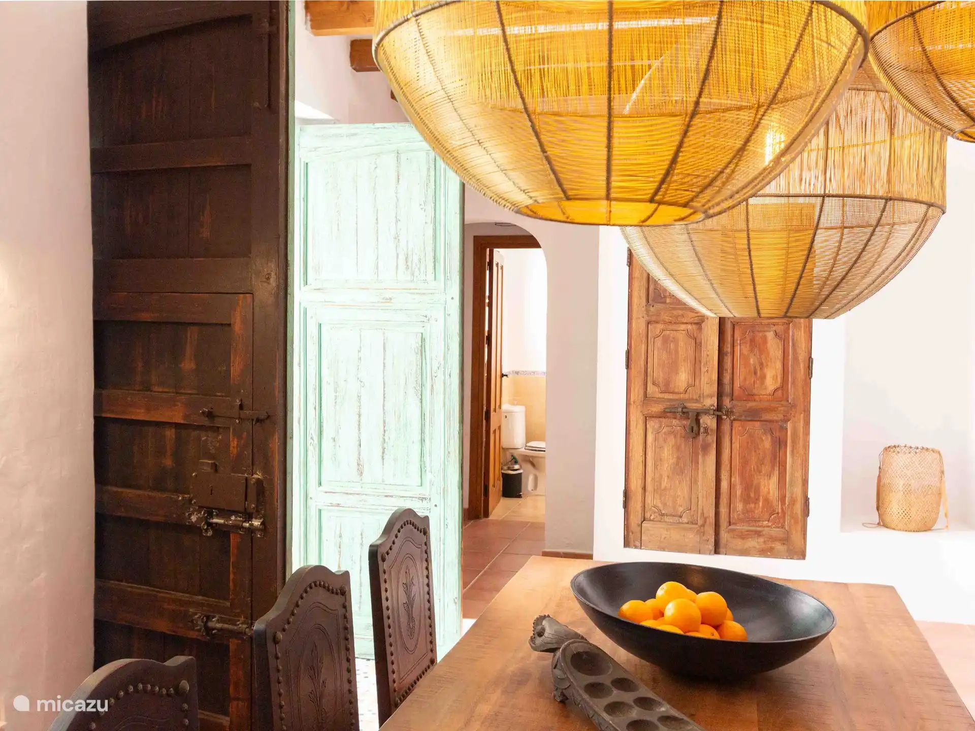 Finca Jabali - Eetruimte bij de benedenverdieping. 