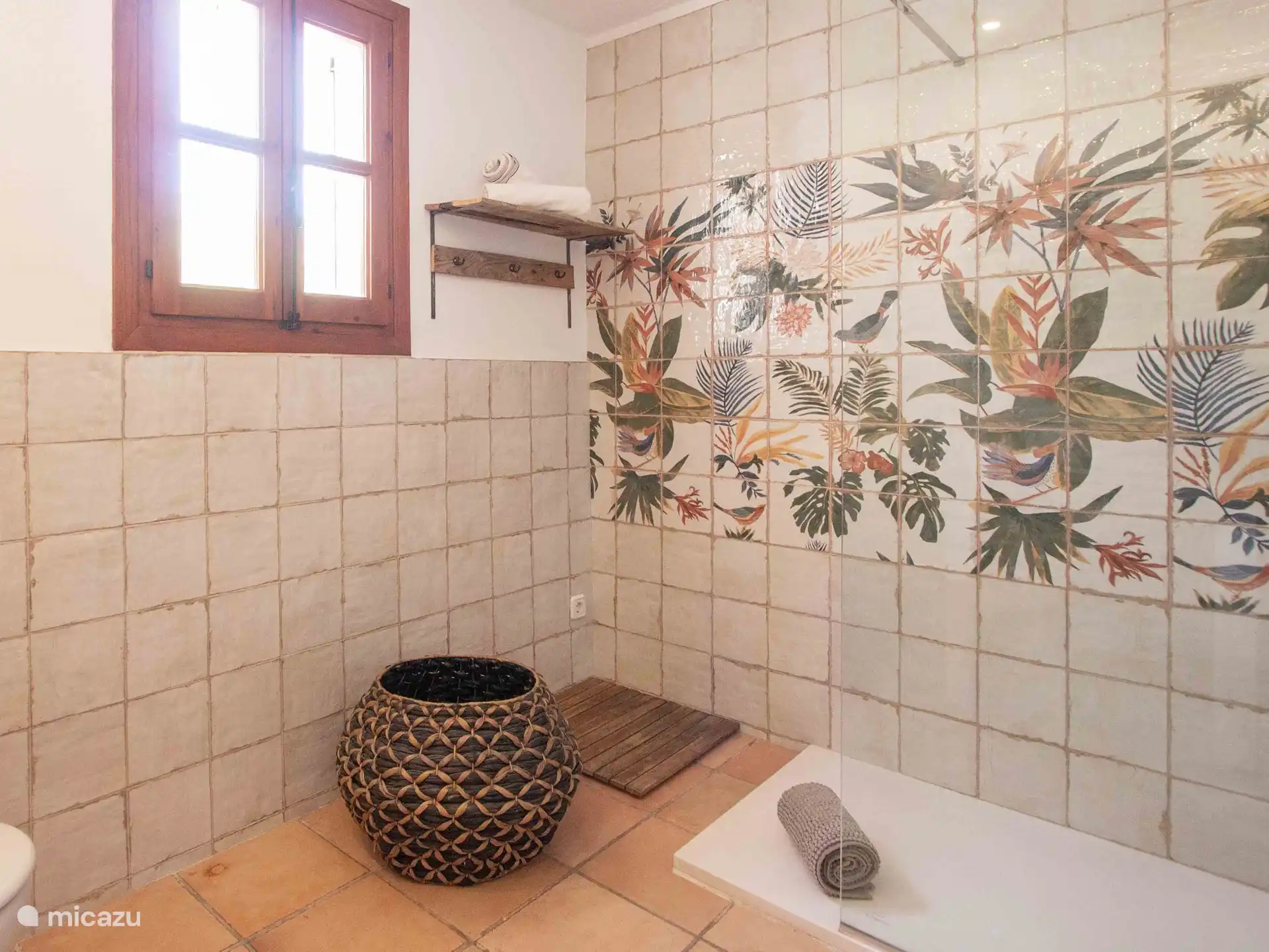 Finca Jabali - Badkamer bij Hauptschlafzimmer.