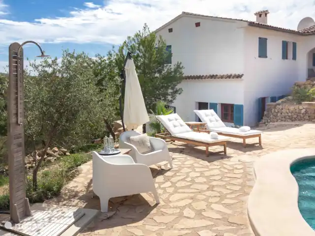 Finca Jabali | Espagne, Costa Blanca, Lliber - ferme Finca Jabali - Zwembadgedeelte met douche.