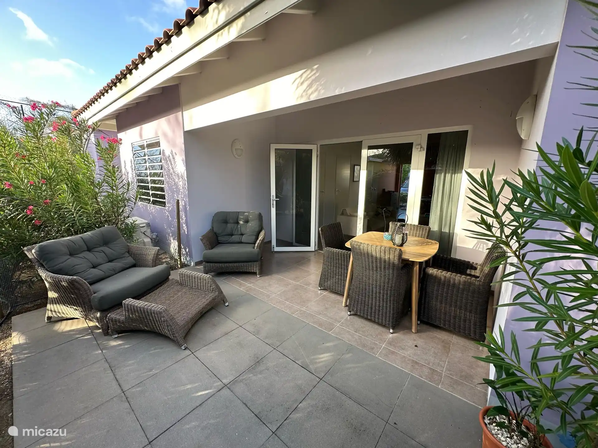 Happy Rust-1 apartment in Curacao-Middle book carefree with | Micazu