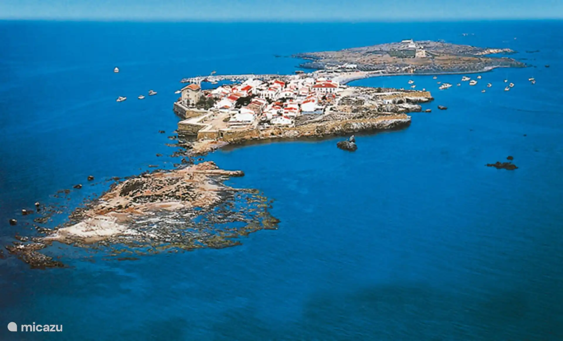 Tabarca Island 15 minutes by boat