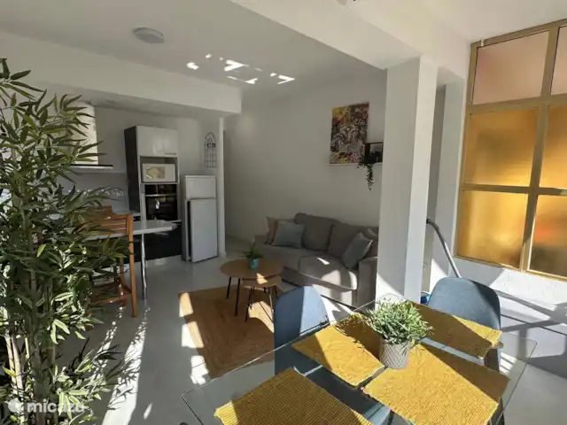 Cala V en España, Costa Blanca, Santa Pola - apartamento Comedor