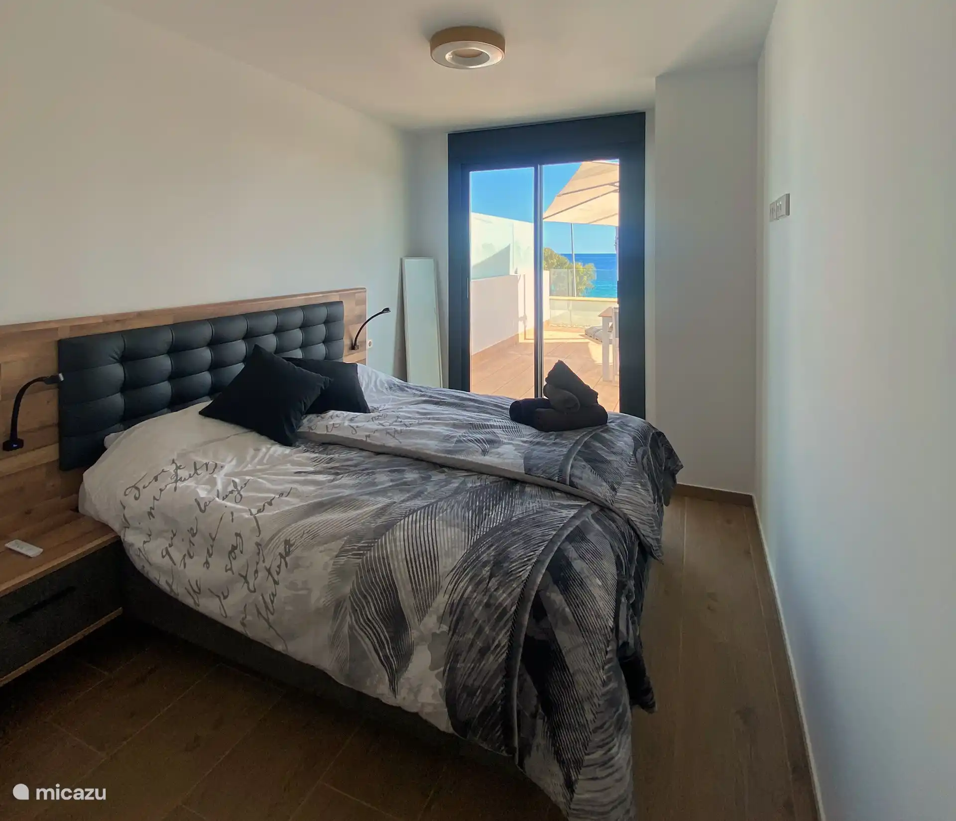 Beach Apartment Vista Torres - Hauptschlafzimmer met zeezicht. 